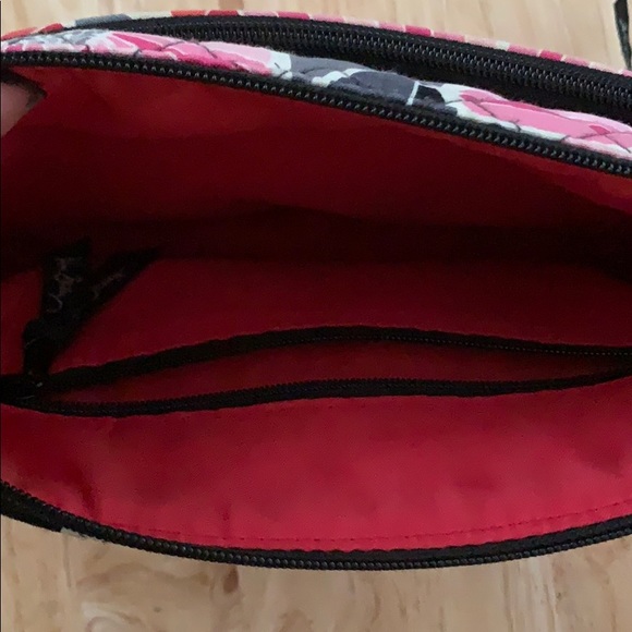 Vera Bradley Crossbody - Picture 3 of 5